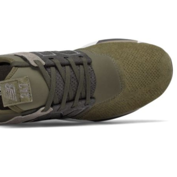NWT New Balance 247 Luxe Sneaker M9D - Picture 8 of 8